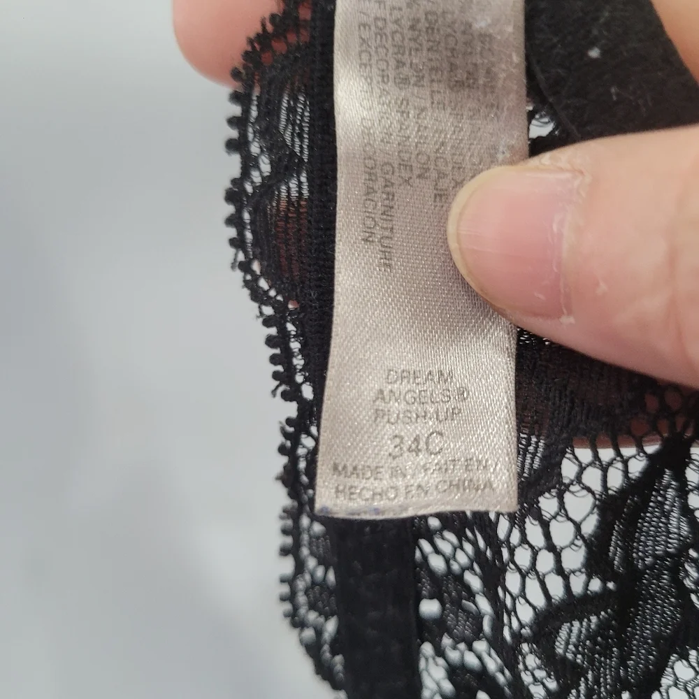 Victoria's Secret Dream Angels Push Up Black Lace Bra Size: 34C - Picture 10 of 10